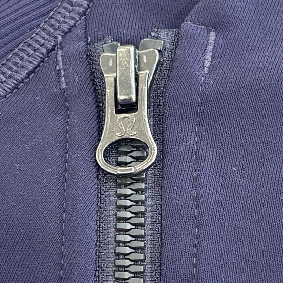 Lululemon Bhakti Yoga Jacket Size 4 In True Navy - Picture 4 of 10